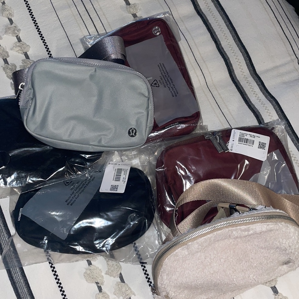 Lululemon everywhere belt bags🎁🎅🏻